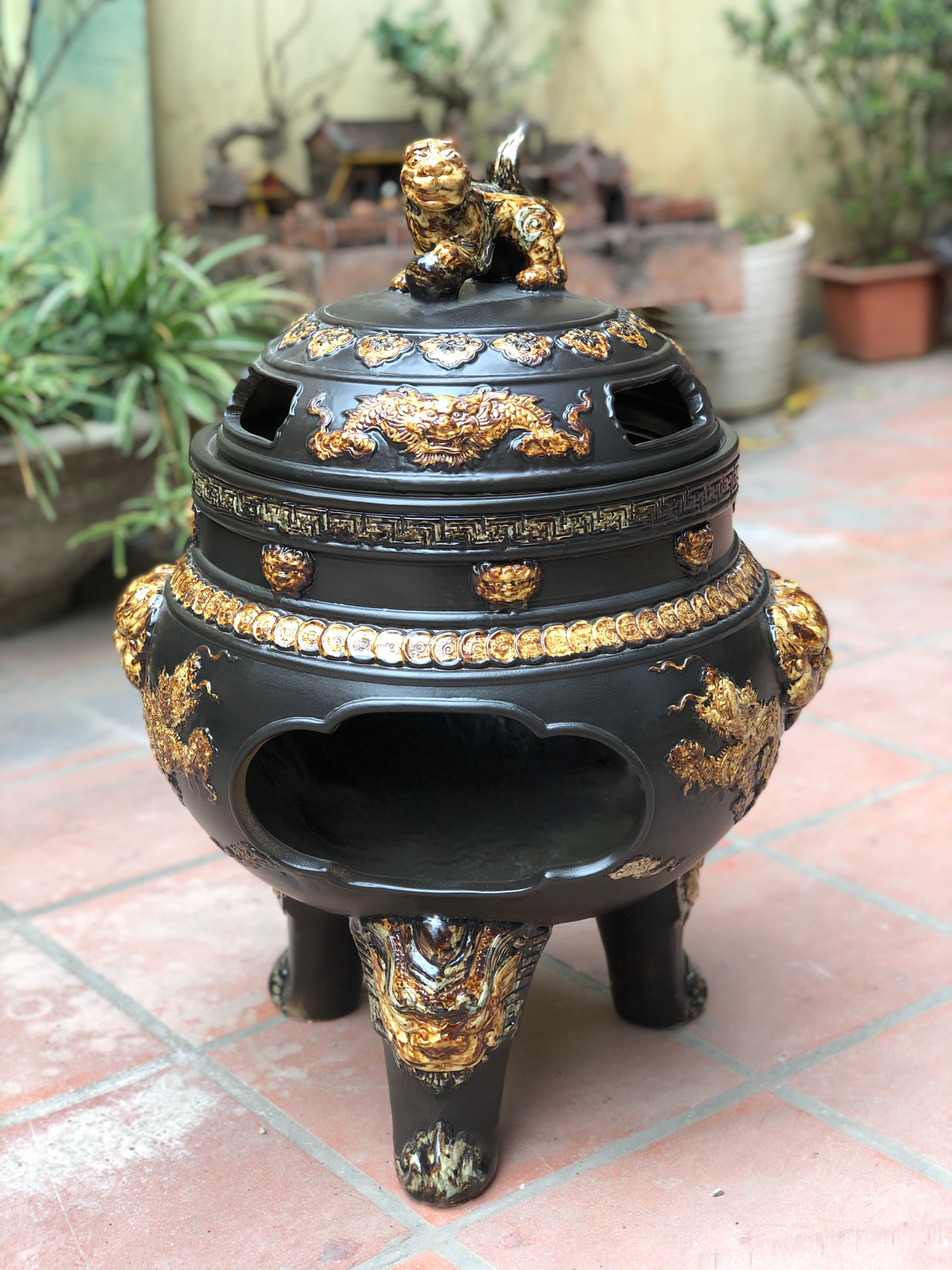 lư hóa vàng cỡ lớn