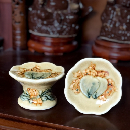 Chân nến đồ thờ cúng màu vàng gốm sứ Bát Tràng